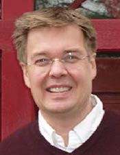 bio photo Phillip Wolff